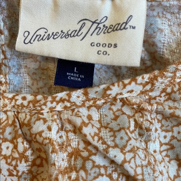 Universal Thread Blouse - Picture 3 of 3